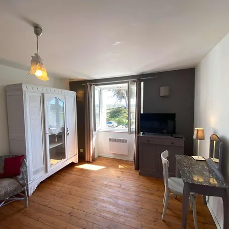 Holiday home Maison 6 Pers, Jardin, Terrasse, Parking, Proche - Fr-1-542-27